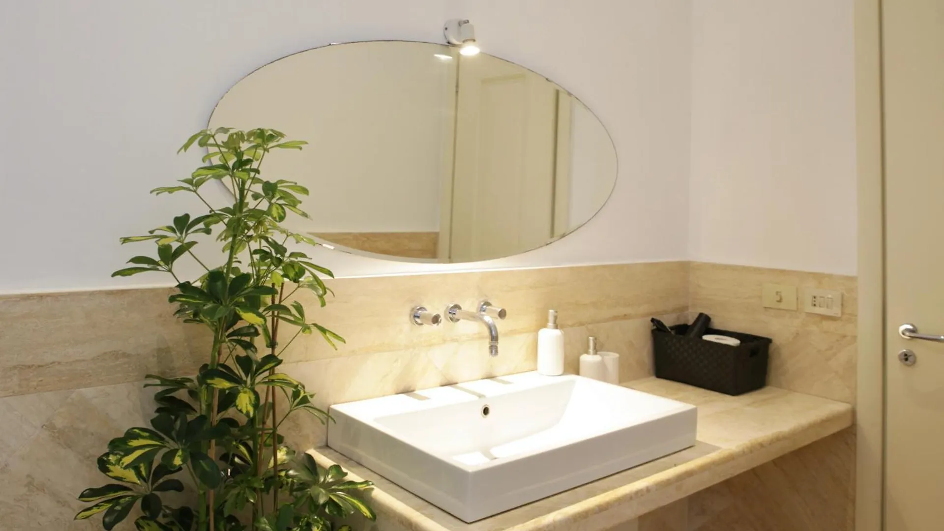 Casa Mia Ai Quartieri Spagnoli 2 Napoli Italia
